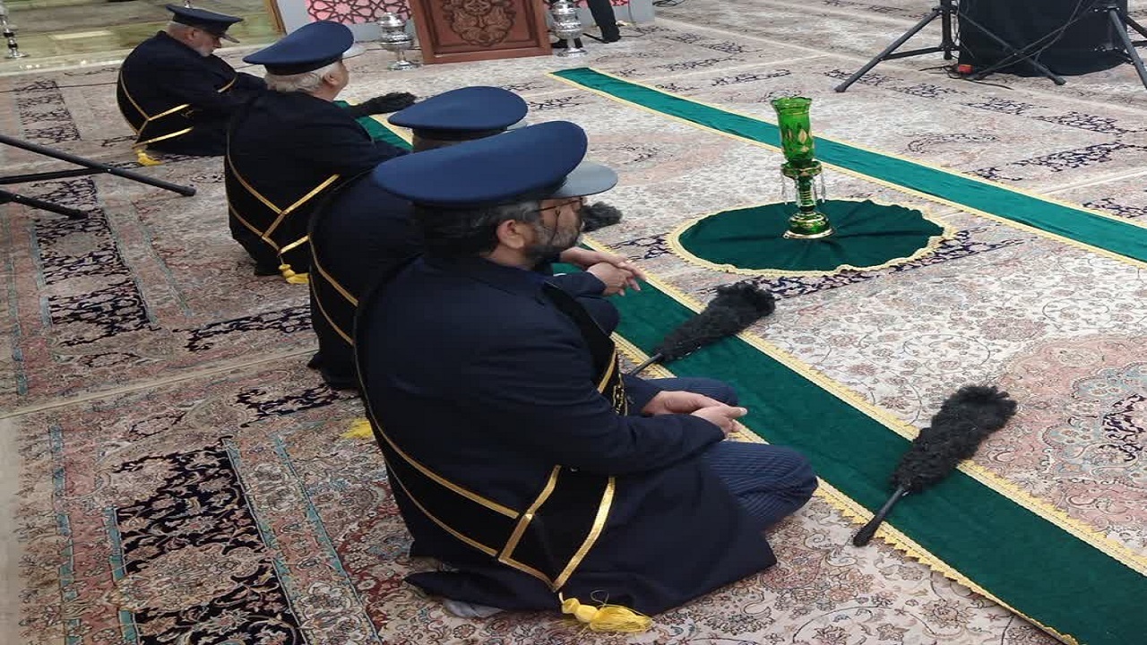 برپایی سوگواری شهادت امام هادی(ع) در حرم موسی مبرقع (ع)