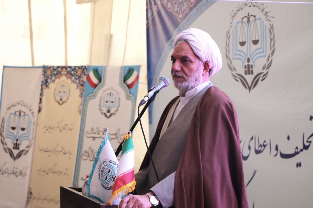 ۲۵۰ کارشناس رسمی دادگستری از کنار مرقد شهید سلیمانی کار خود را آغاز کردند