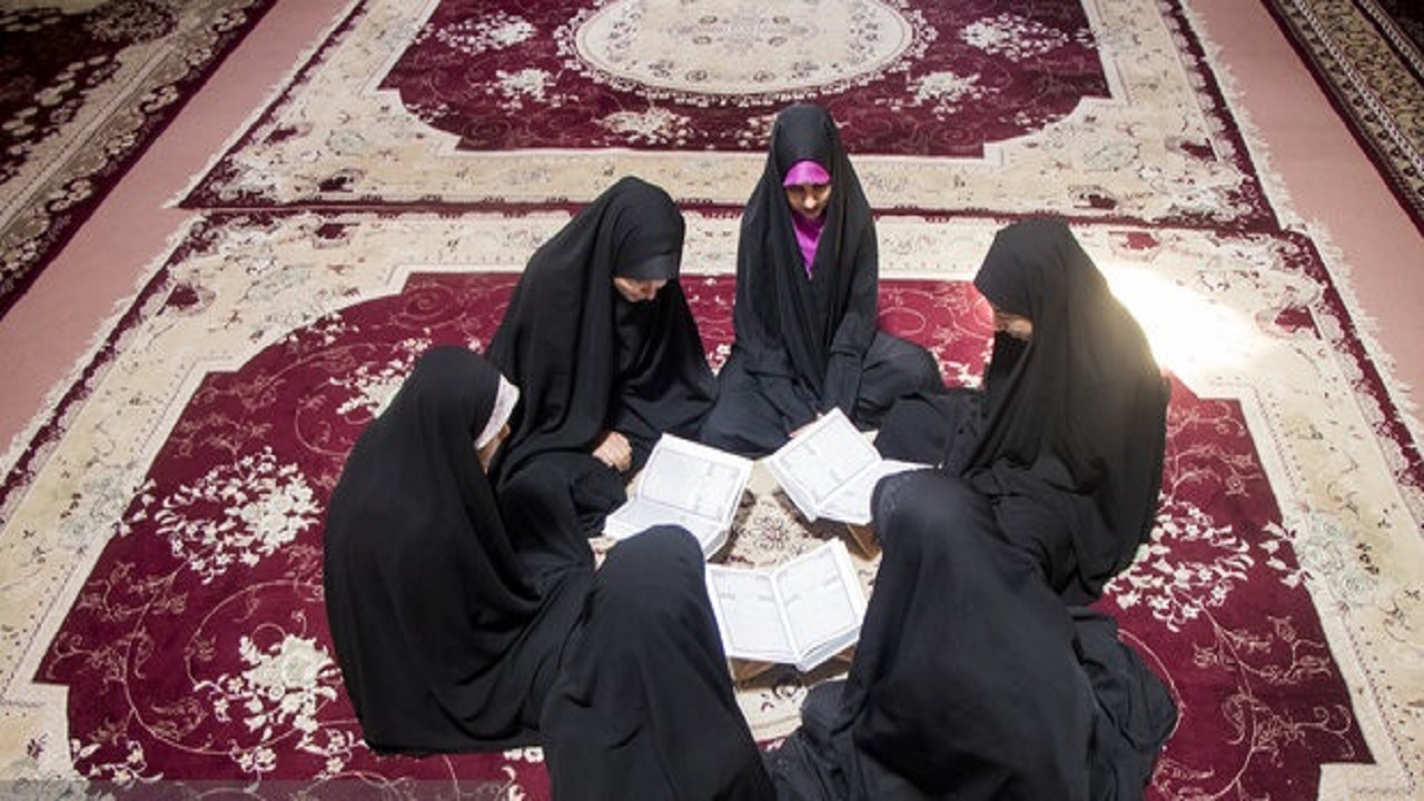 اعتکاف دانش آموزان اصفهانی در بیش از ۱۰۰ مسجد