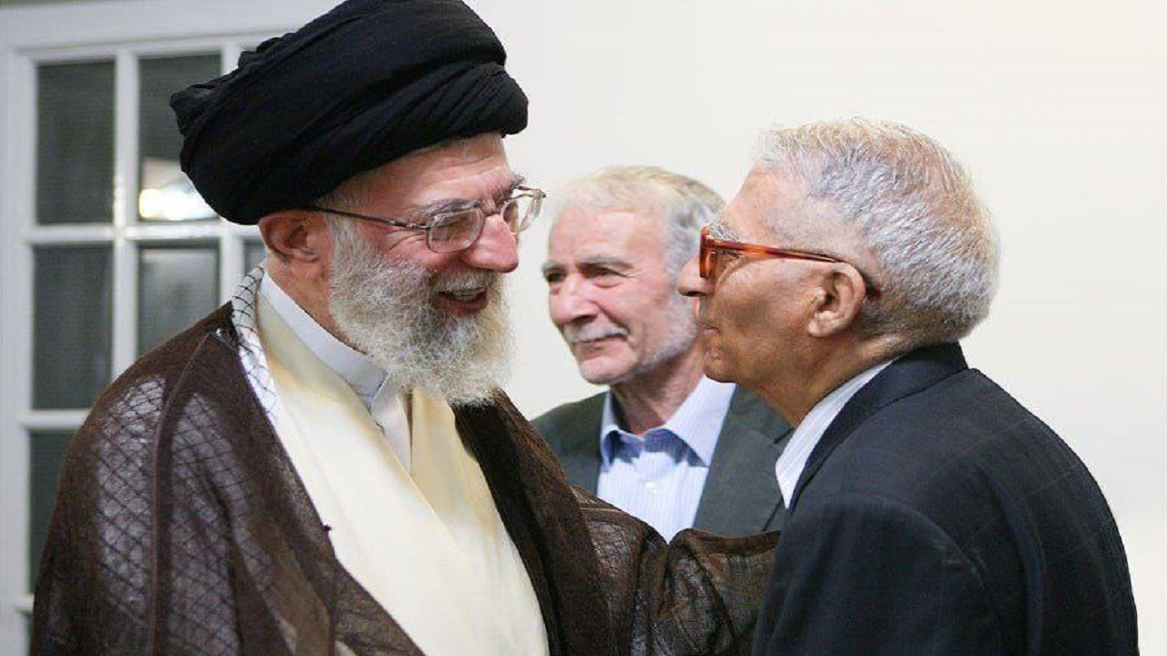 رهبر انقلاب درگذشت دکتر کریم مجتهدی را تسلیت گفتند