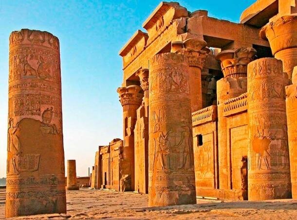 &laquo;کوم أمبو