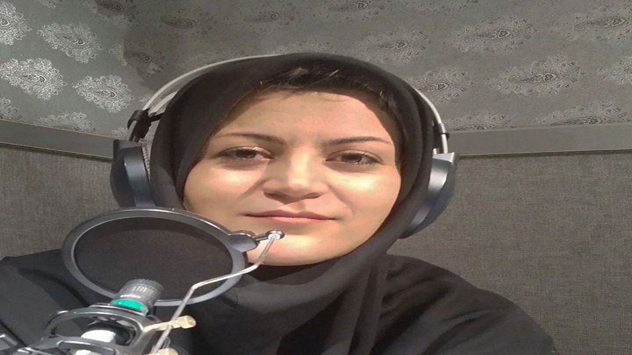 تصویر سوفیا منشی پور کارشناس ارشد زبان و ادبیات فارسی