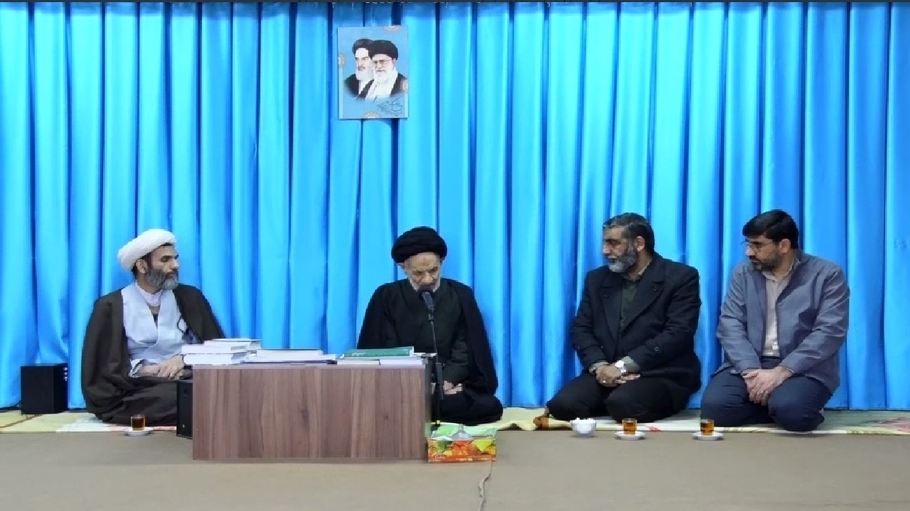 هیچ عبادتی جای تبیین را نمی‌گیرد