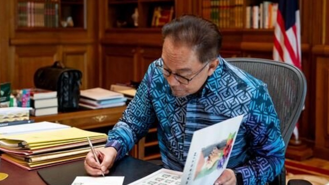 مالزی برای گوترش کارت پستال «عضویت فلسطین در سازمان ملل» را فرستاد