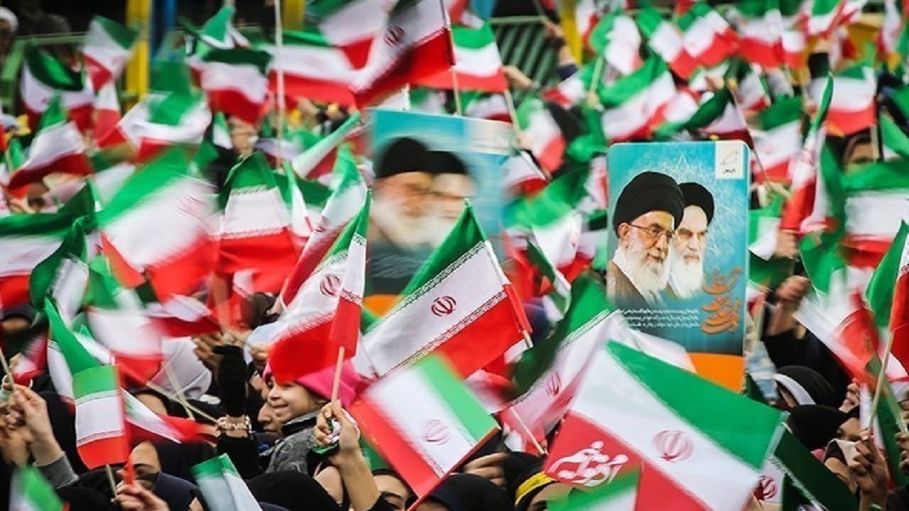 فعالیت کمیته‌های ۲۷ گانه برای اجرای برنامه‌های دهه فجر