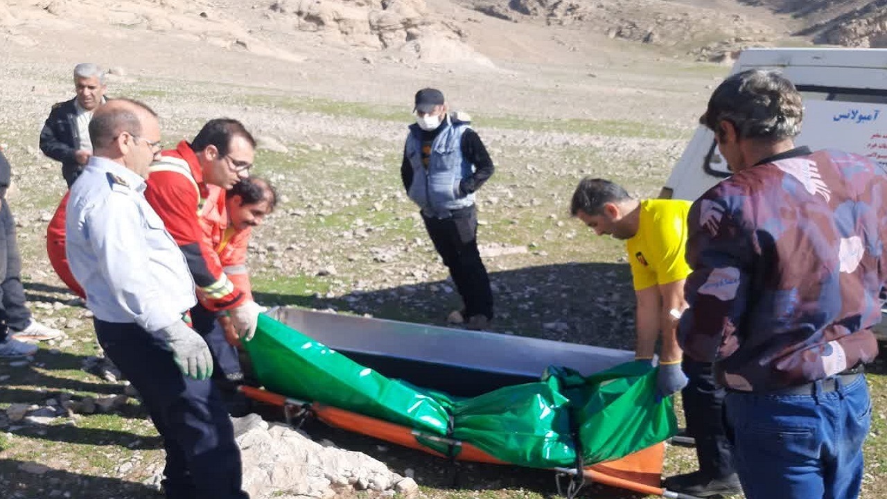 جسد مرد ۳۰ ساله در ارتفاعات مدبه کوه خرم‌آباد کشف شد