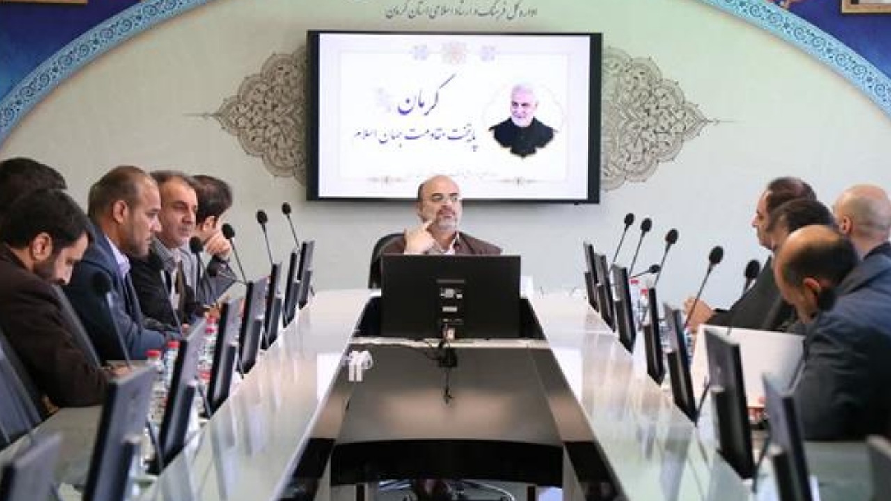 برنامه های کمیته هنر و هنرمندان چهل و پنجمین دهه فجر

 