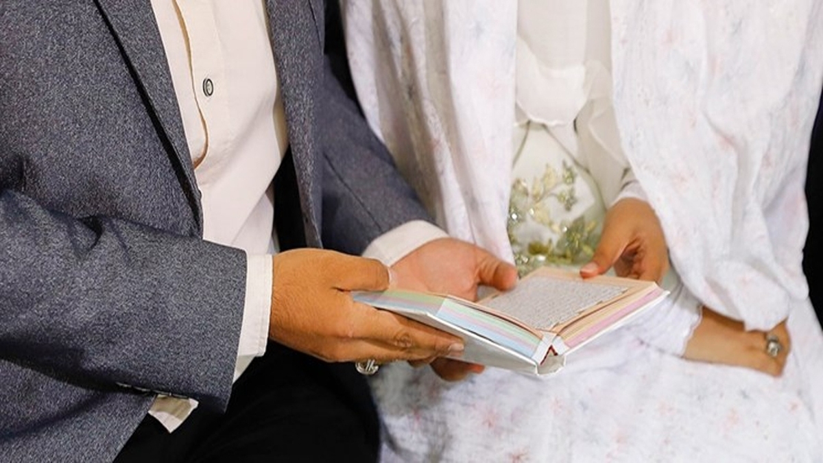 توصیه به والدینی که برای ازدواج دخترشان سخت‌گیری می‌کنند + فیلم