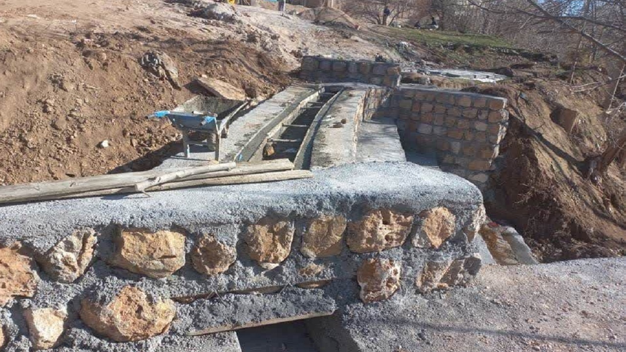 احداث ۴۷۰ متر کانال کشاورزی در اردل