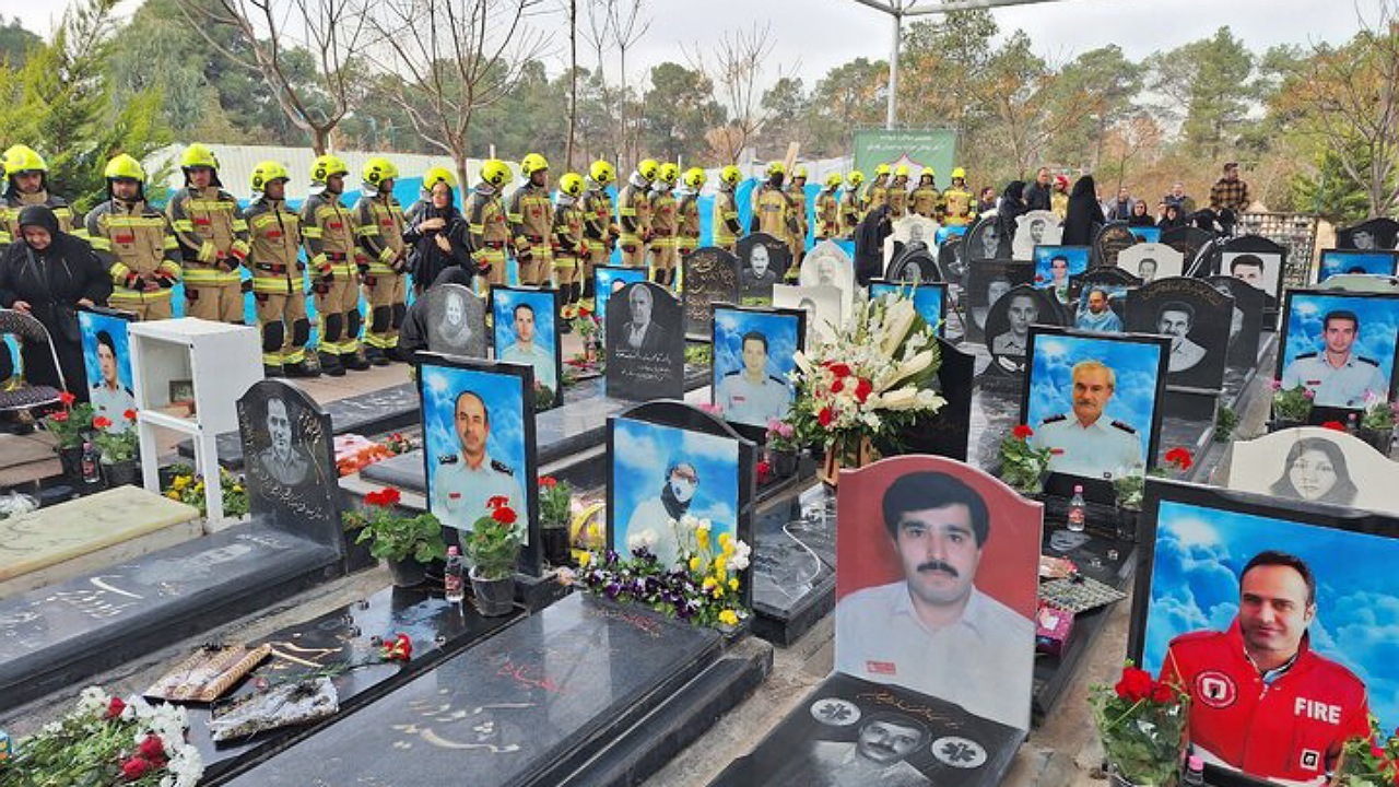 خون شهدای آتش‌نشان حادثه پلاسکو فصل جدیدی در آتش‌نشانی کشور باز کرد