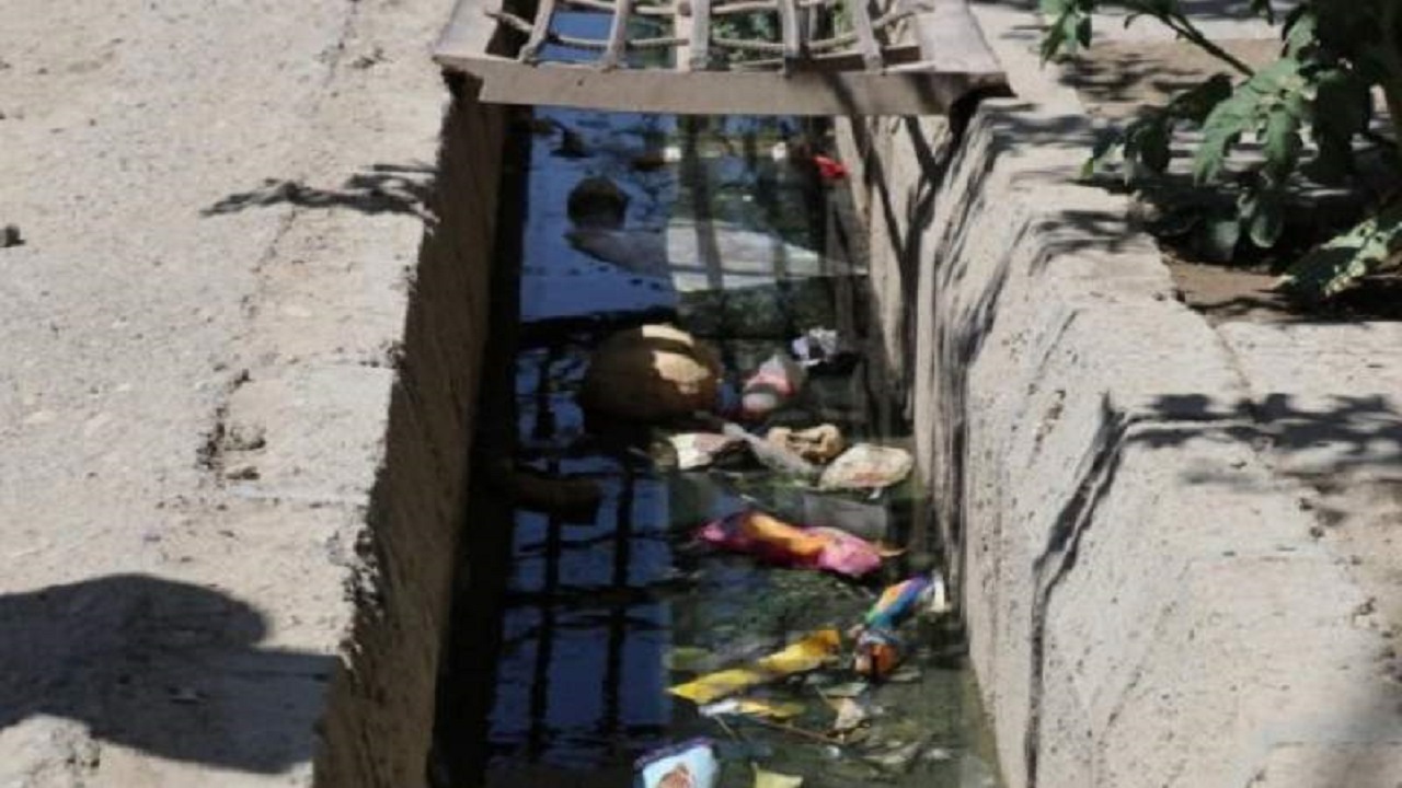 ۹۰ درصد فاضلاب شهری خانوارها در جوی‌ها رهاسازی می‌شود