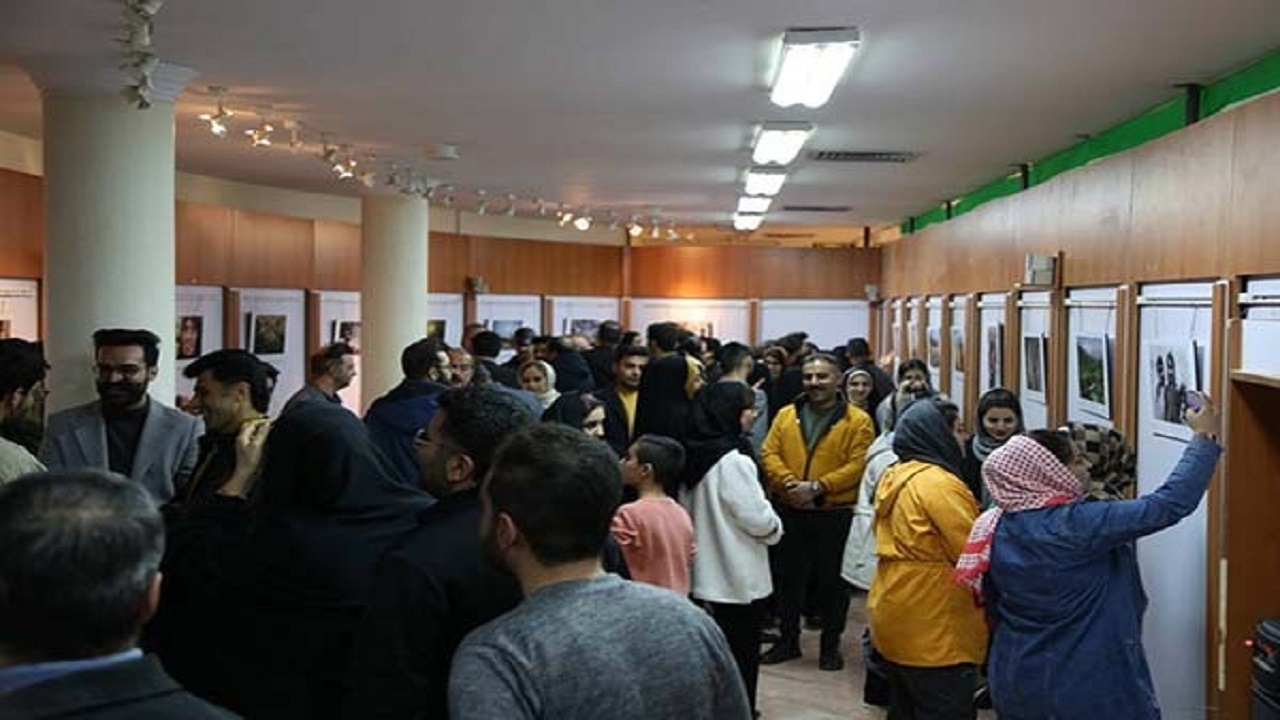 نمایشگاه عکس زیست بوم فارسان برپا شد