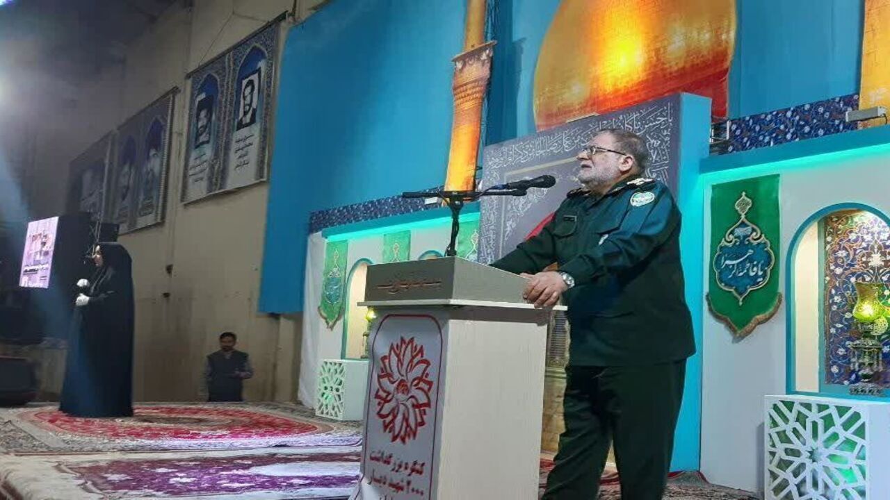 اقتدار جبهه مقاومت ثمره انقلاب و الگوگیری از دفاع مقدس است