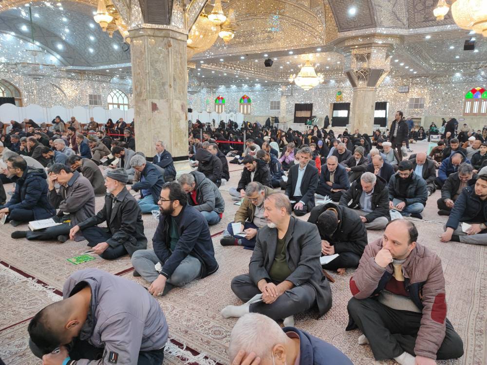 قرائت دعای ندبه در حرم شاه عبدالعظیم حسنی (ع)