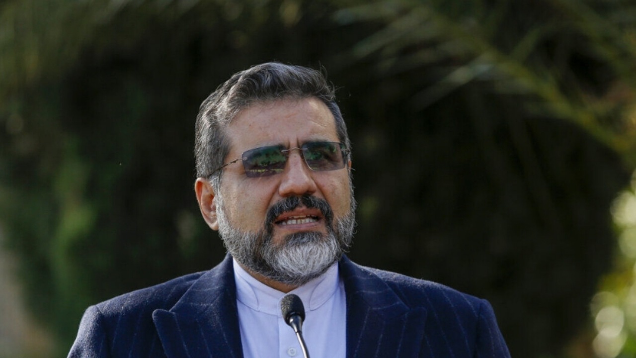 اسماعیلی: موضوعات مهم با شعر و هنر ماندگار می‌شود