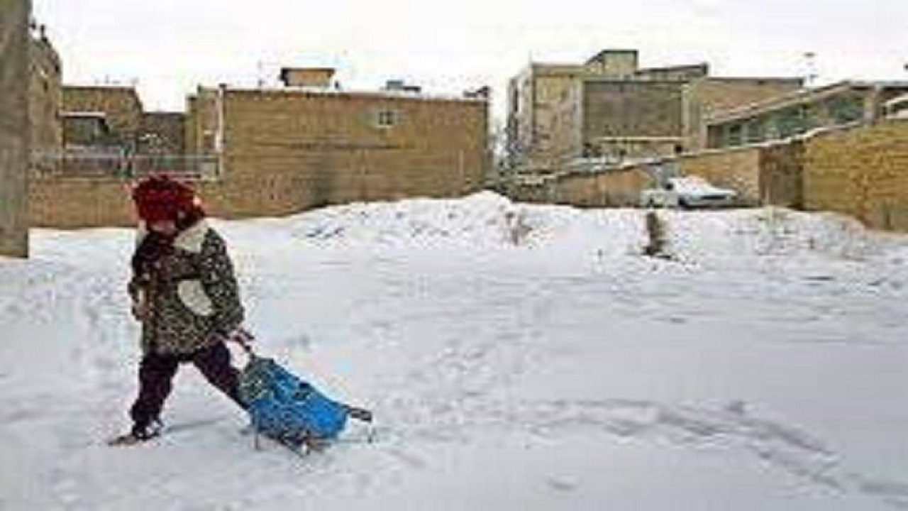 مدارس ابتدایی چالدران در روز دوشنبه غیرحضوری شد