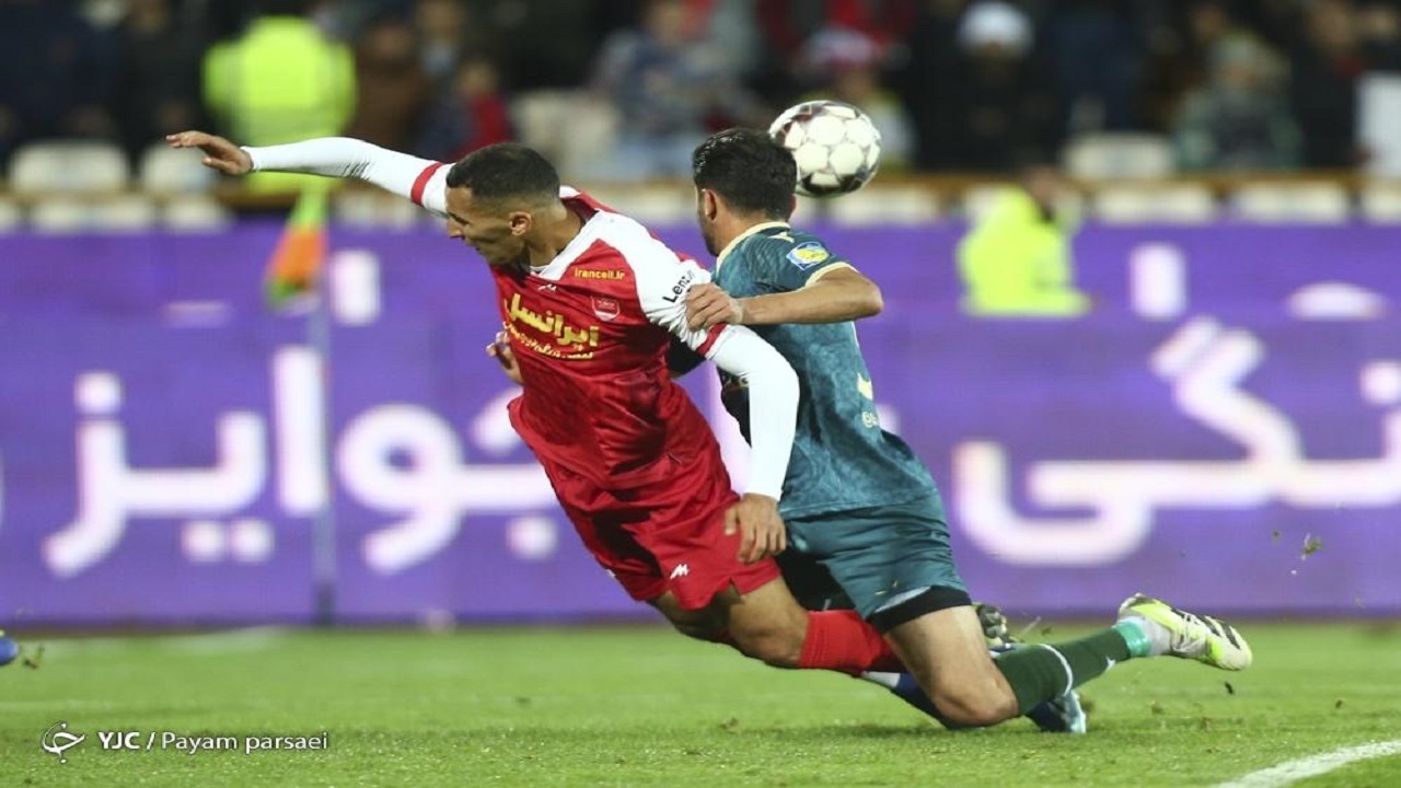 ۲ پنالتی بازی پرسپولیس و شمس آذر درست بود