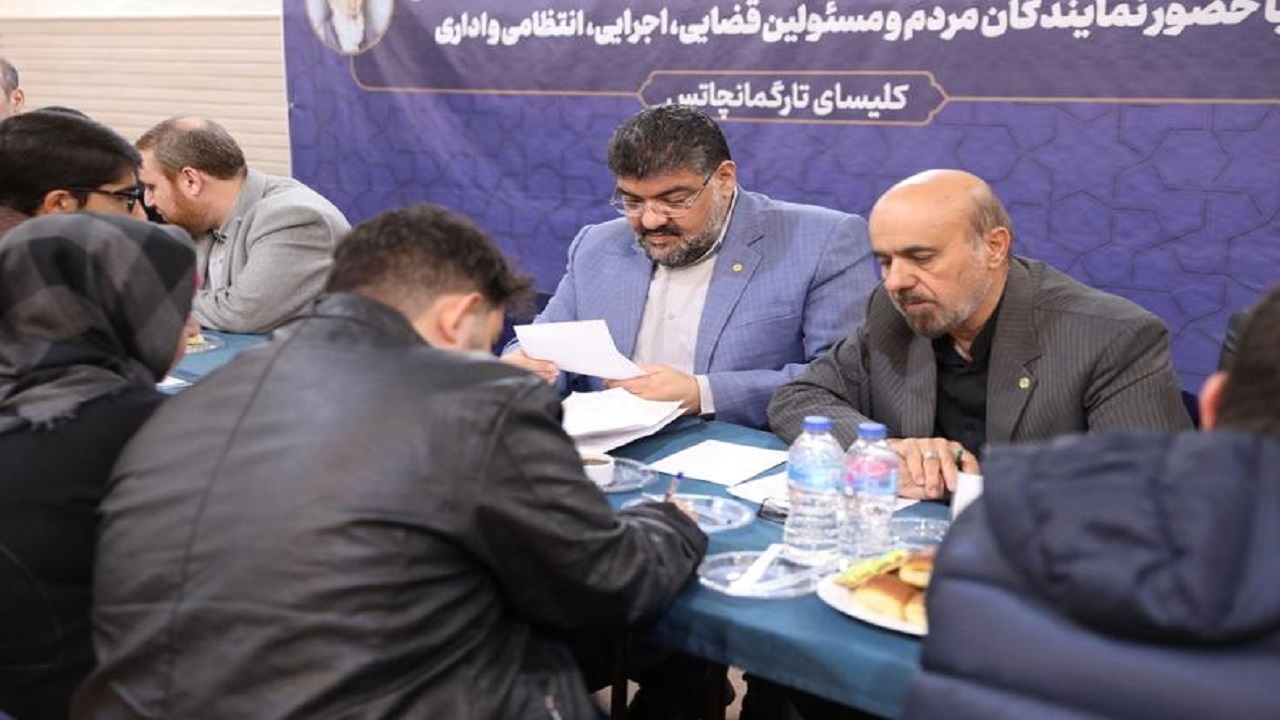 ارائه خدمات حقوقی در کلیسا به مناسبت ولادت حضرت عیسی (ع)
