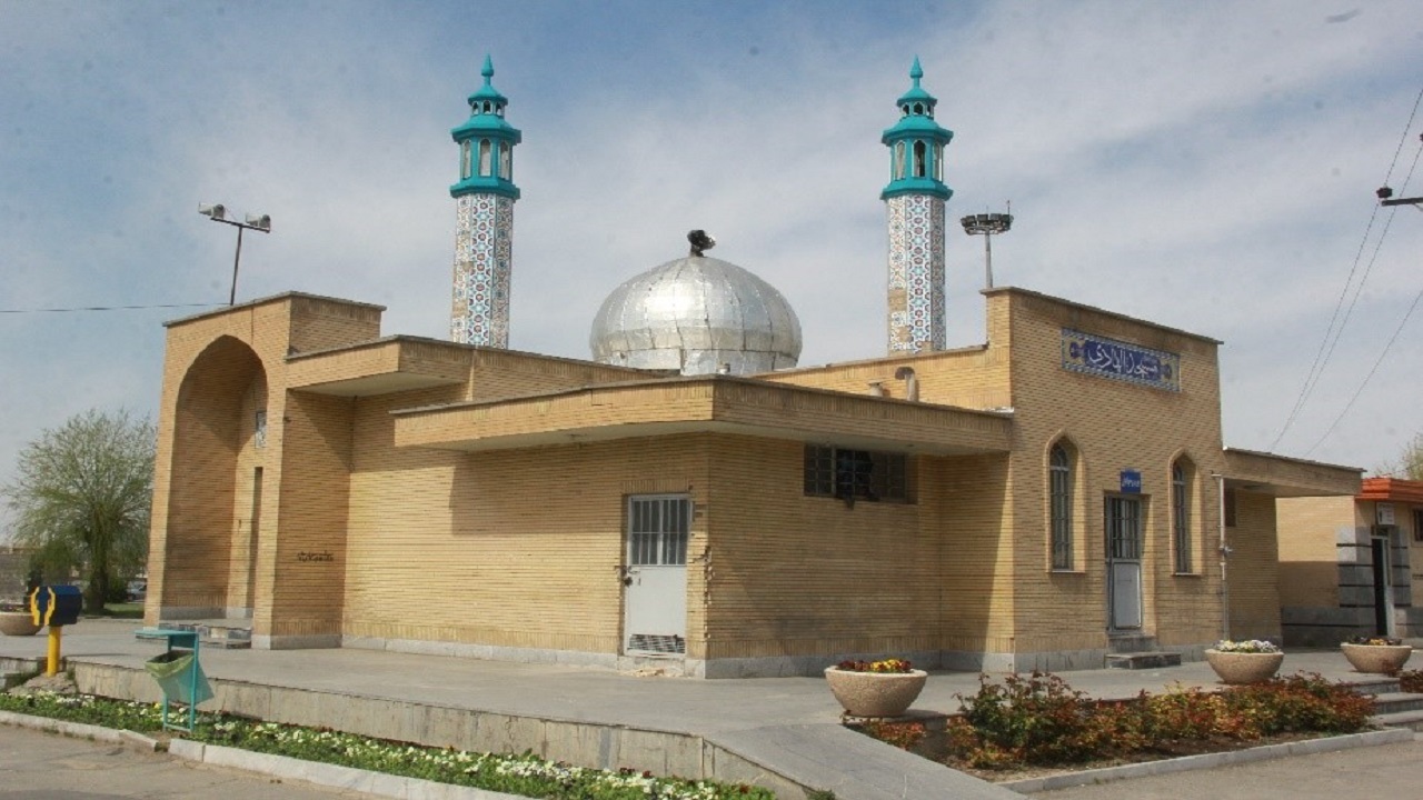 ۸۰ نمازخانه بین راهی در استان همدان وجود دارد