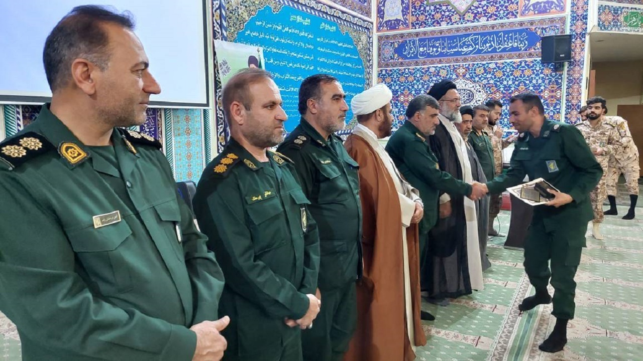تجلیل از برترین‌های جشنواره مالک اشتر اشراف فرماندهی تیپ ۴۸ فتح