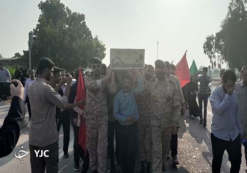 استقبال از پیکر شهید گمنام دفاع مقدس در فرودگاه بندرعباس
