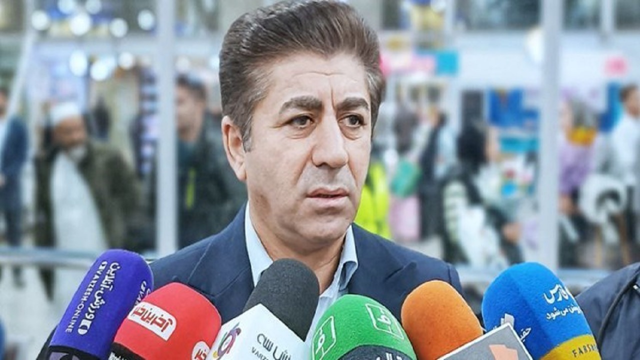 مشکل حواله خودرو بازیکنان تیم ملى حل مى شود/ نباید حال فوتبال کشور خراب شود
