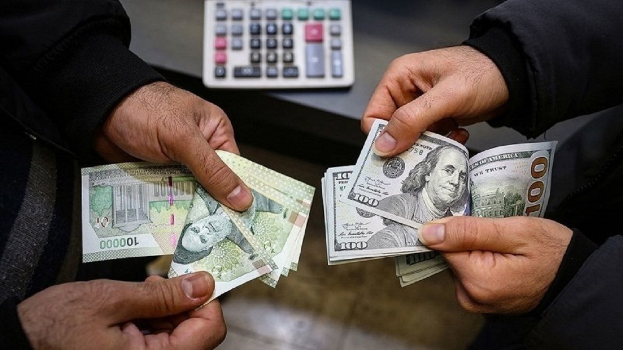 ارز ارزان به تضعیف ساختار اقتصادی منجر می‌شود