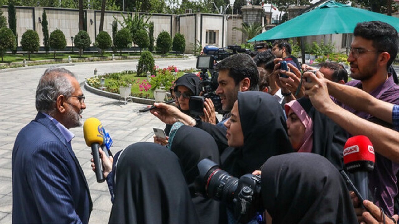 دولت پیشنهادی برای تعطیلی شنبه‌ها نداشته است