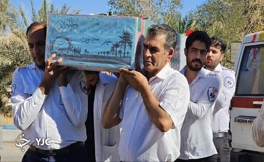 احترام کادر درمان بافق به شهید گمنام+تصویر