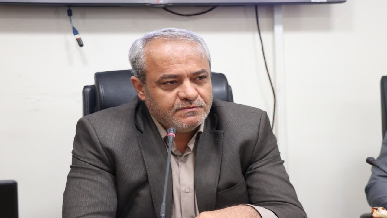 زمین چمن مصنوعی اشکفتک ۶۰ درصد پیشرفت فیزیکی دارد