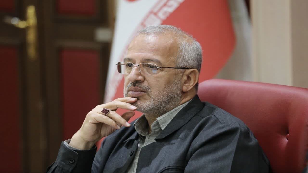 حضور در صحنه امروز یک تکلیف است
