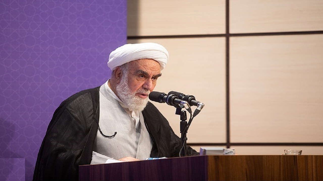 اگر ‌حاج قاسم نبود ‌نه کربلایی می‌ماند و نه نجفی/ ‌نظام را باید به دست صاحب اصلی آن برسانیم