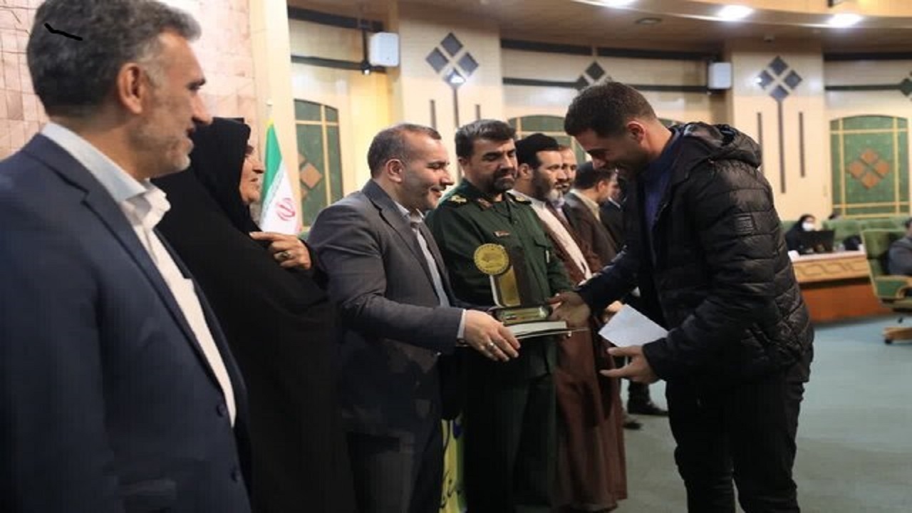 تجلیل از ۱۲۰ نفر از قهرمانان و ورزشکاران مدال‌آور کرمانشاه