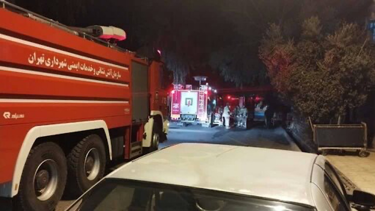 آتش‌سوزی سه کارگاه چوب در جاده خاوران