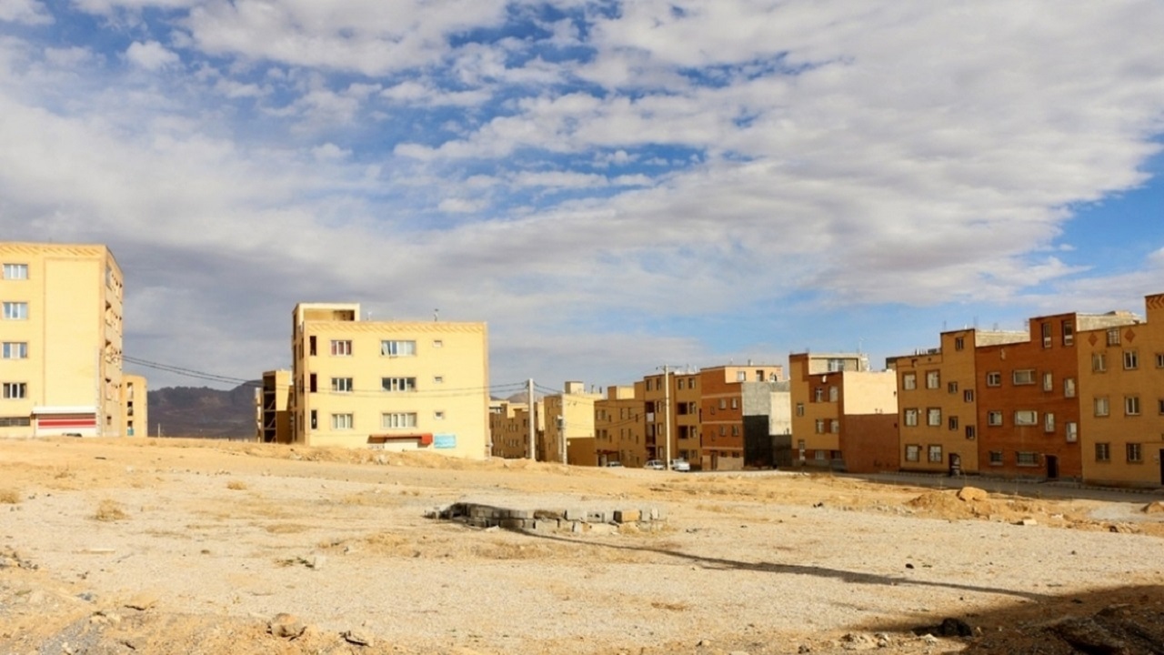 روایتی از کمبود امکانات رفاهی و شهری در شهرک دریا بندرعباس + فیلم