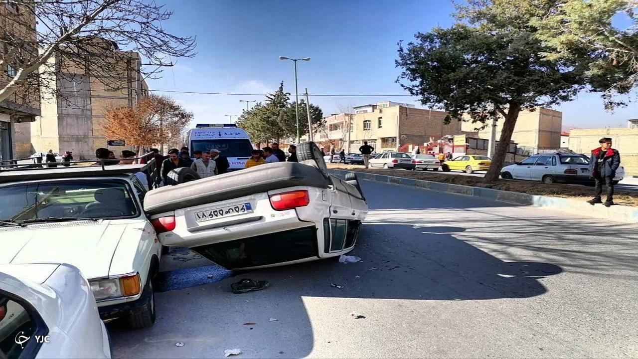 واژگونی پراید در بلوار معلم شهرستان سامان چهار مصدوم در برداشت