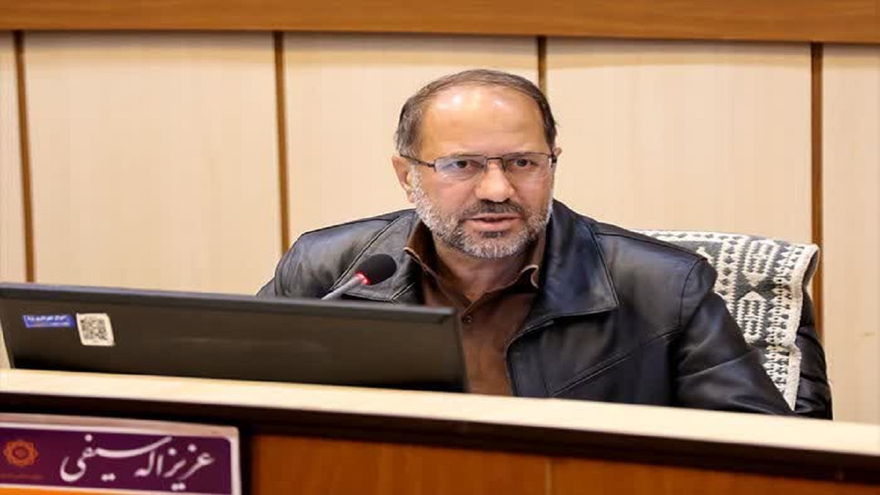 خودرو‌های تک سرنشین عاملی مهم در افزایش ترافیک و آلودگی هوا در شهر یزد