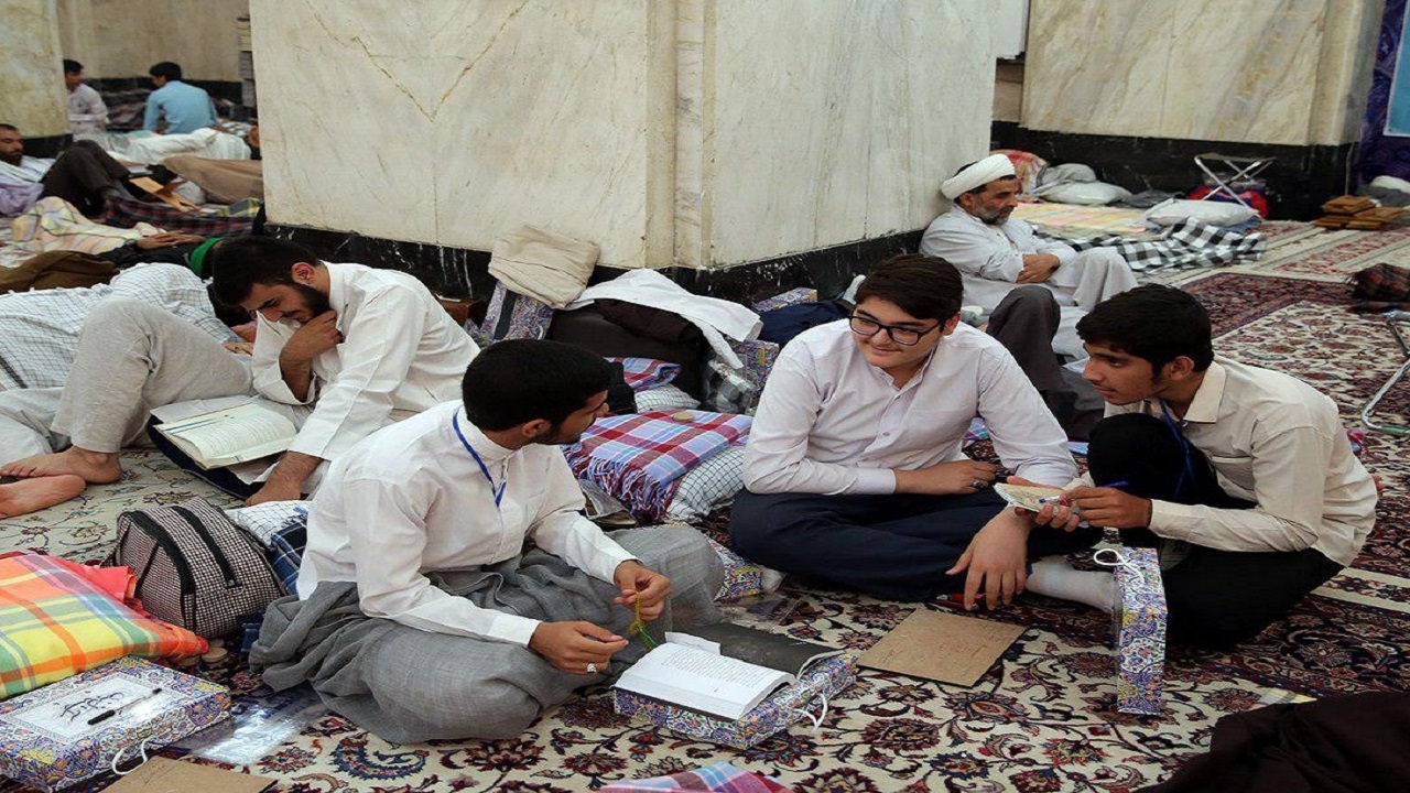 ۱۶ مسجد میزبان معتکفان آبادانی