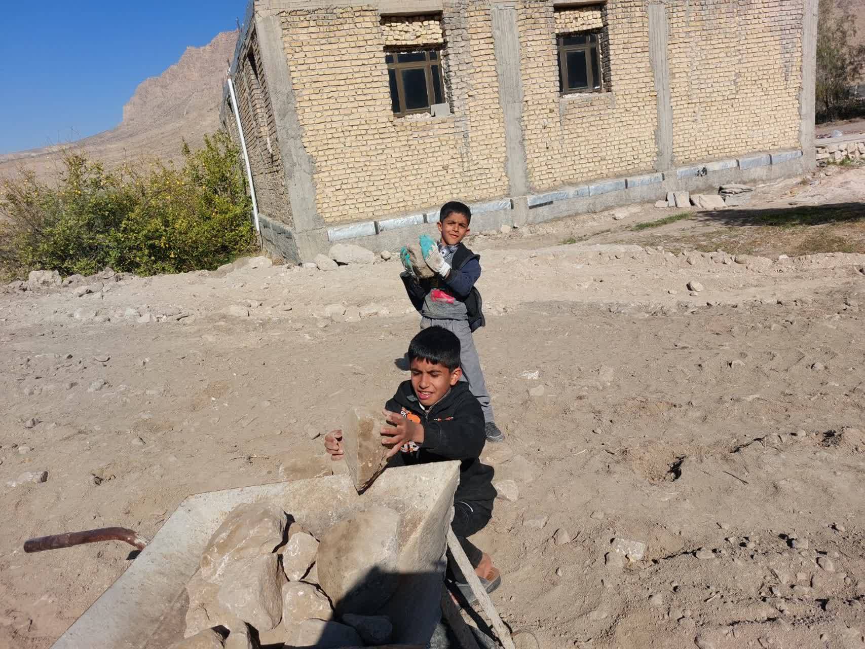 ساخت و ساز در روستای الیف