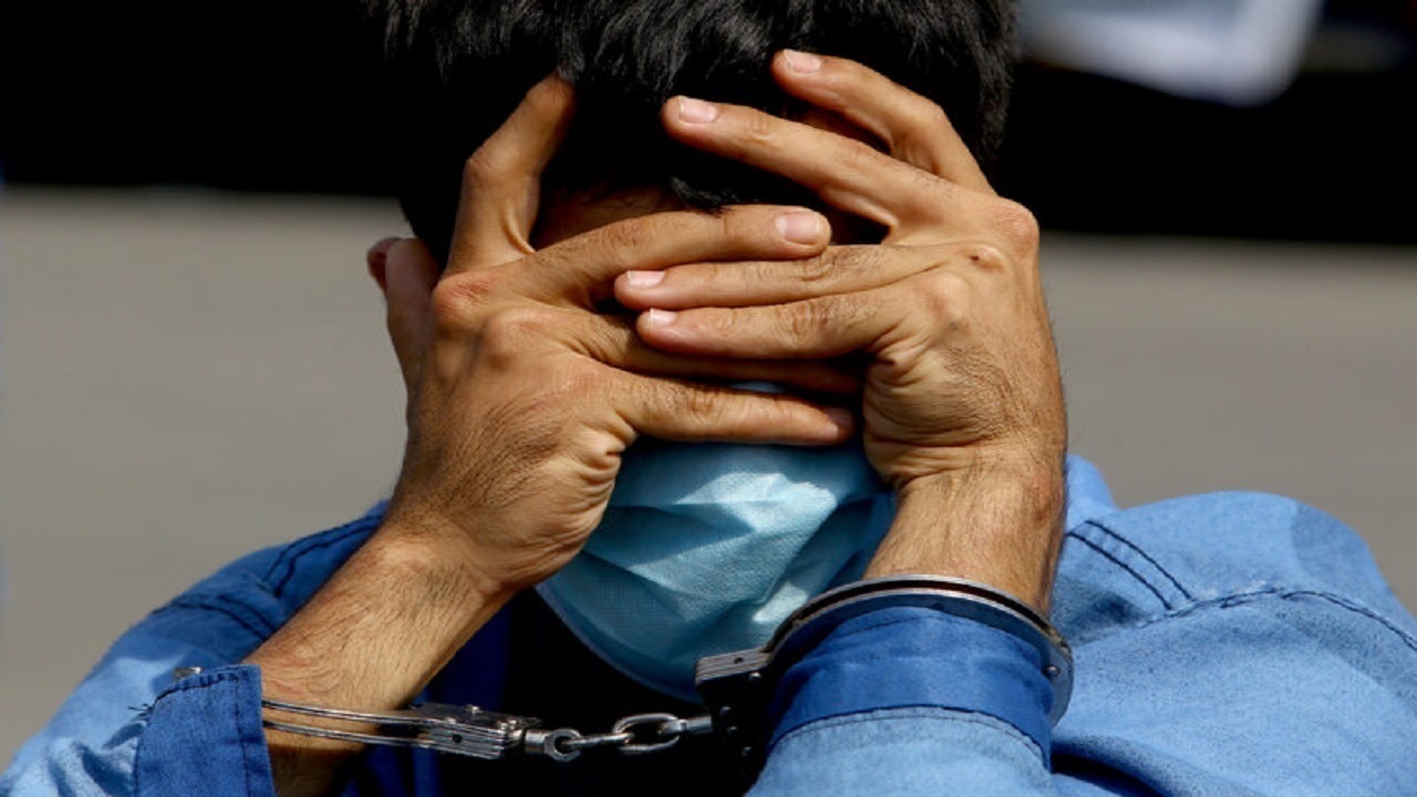 دستگیری مامور قلابی حین ارتکاب جرم