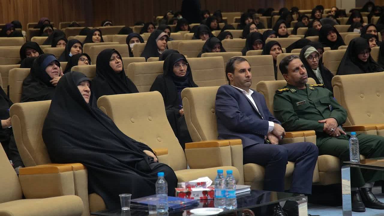 برگزاری نشست تخصصی جمعیت ویژه نخبگان استان کرمان 