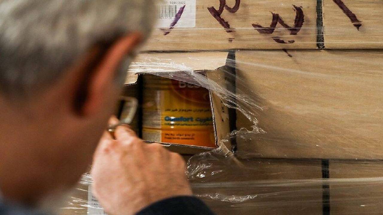 شیر خشک‌های قاچاق در زنجان کشف و ضبط شد