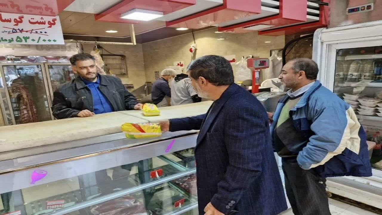 بازرسی از ۱۰ واحد صنفی در شهرستان آبیک