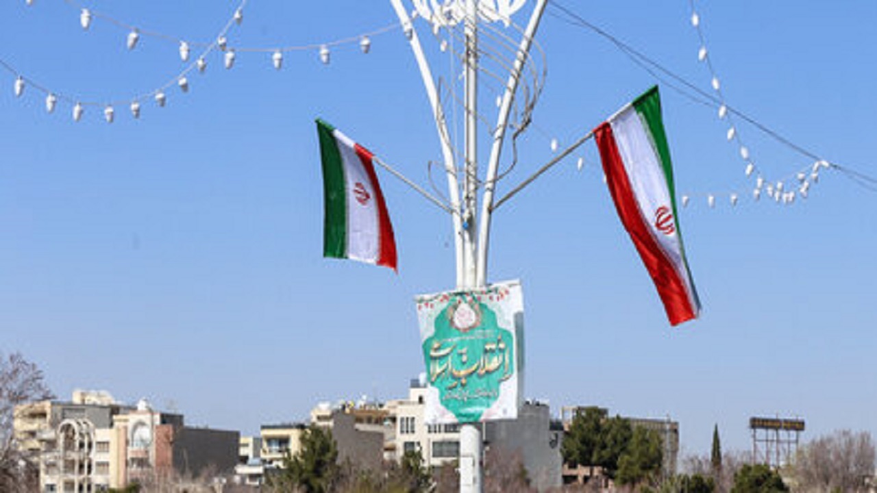 گلستان با آذین کردن شهر‌ها به استقبال دهه فجر رفت + فیلم