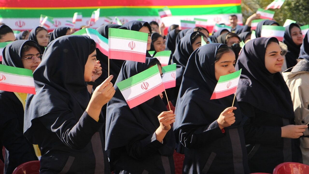 برنامه‌های بزرگداشت دهه فجر در بوشهر آغاز شد