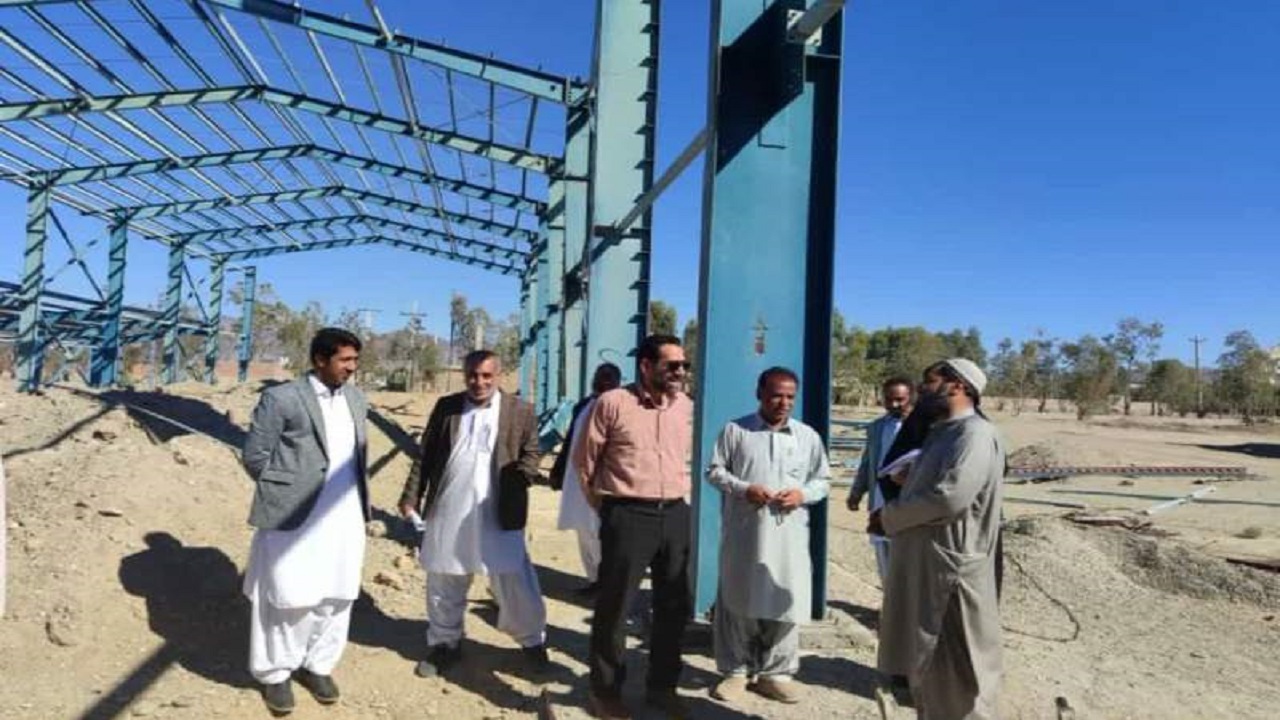 احداث کارخانه تولیدی خوراک طیور در سراوان