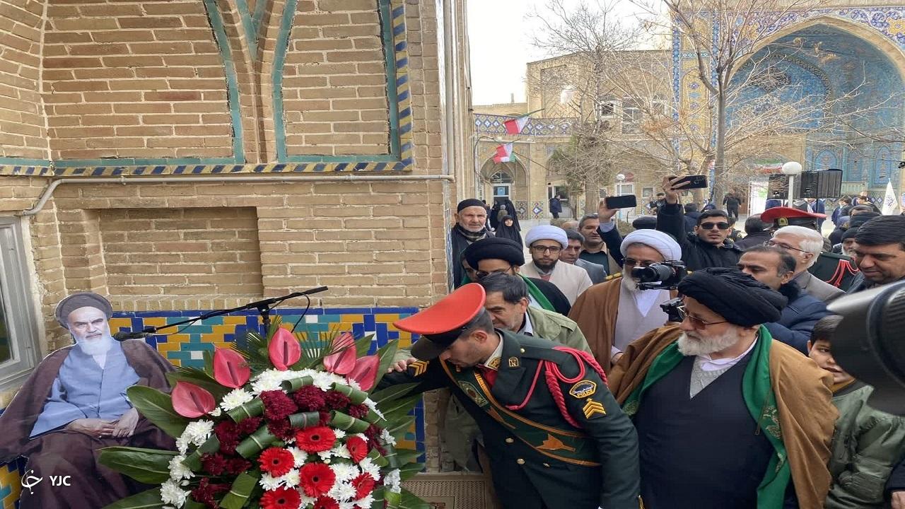 گلباران حجره طلبگی حضرت امام خمینی(ره)
