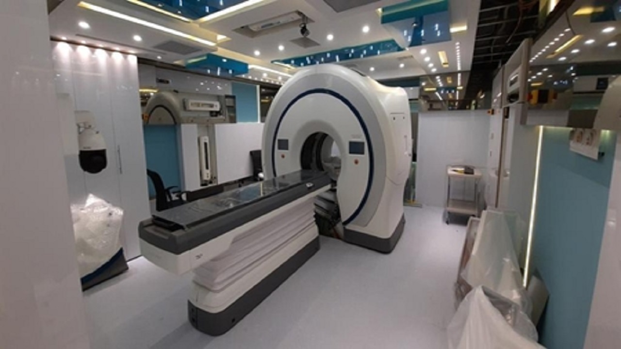 تجهیز مرکز شیمی درمانی شهیدرمضانزاده به دستگاه پیشرفته توموتراپی