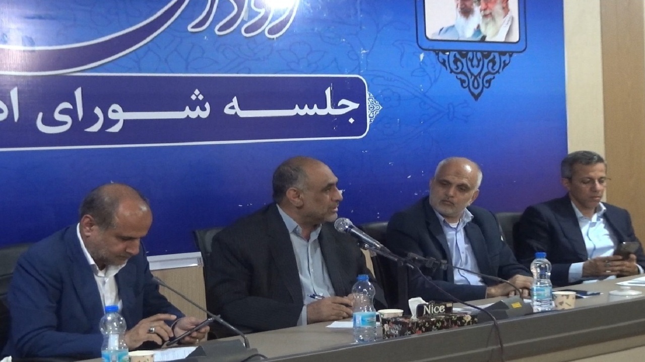 دیدار چهره به چهره وزیر جهاد کشاورزی با کشاورزان نخبه رودانی