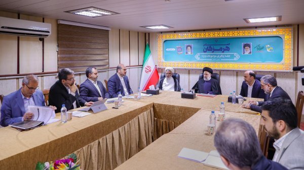 استقرار صنایع در ۲ کیلومتری ساحل مکران ممنوع است